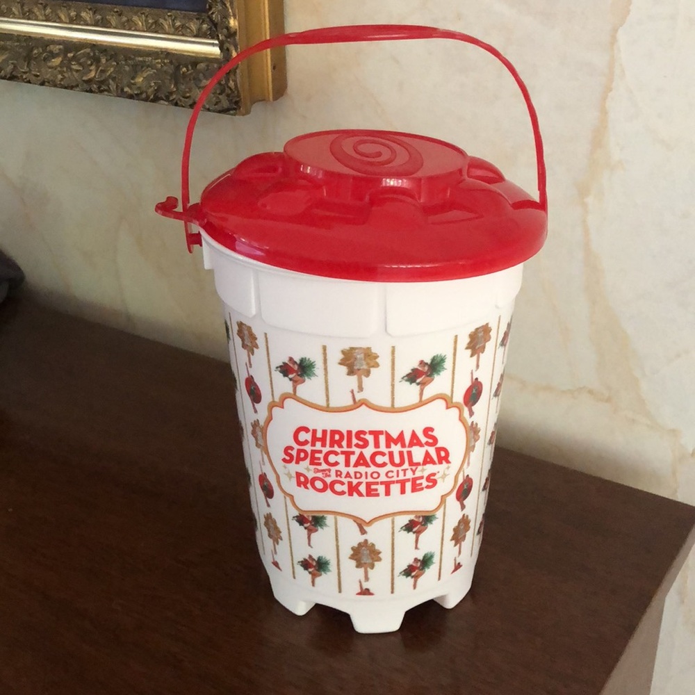 EUC The Radio City Christmas Spectacular Rockettes Souvenir Popcorn Container